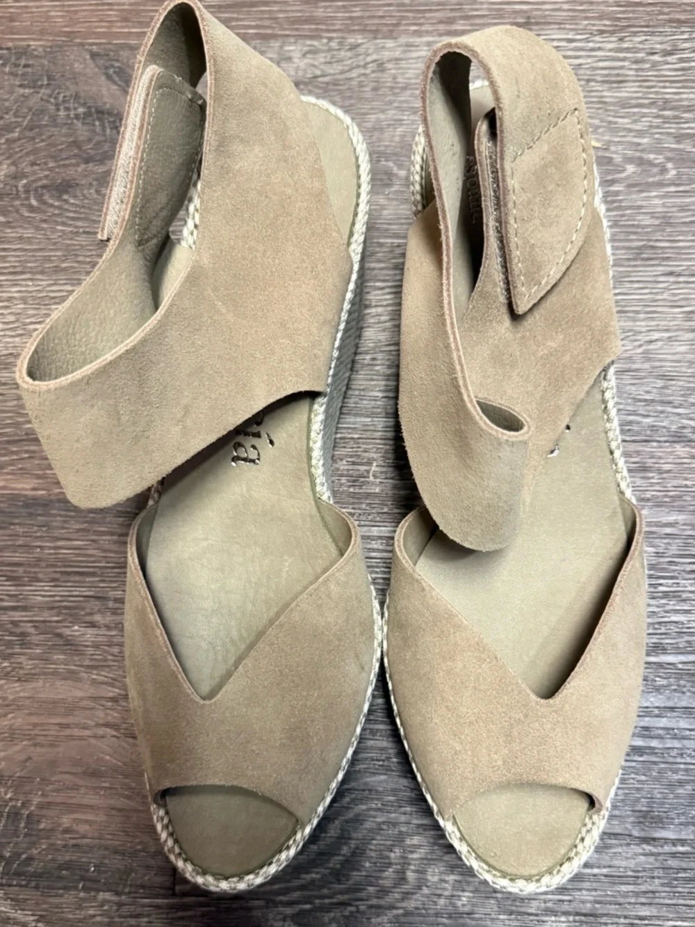 Pedro Garcia Hilda Women’s Tan Suede Espadrille Sandals | Sz 8.5 | Brand New